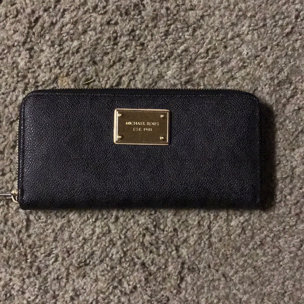 Michael Kors wallet
